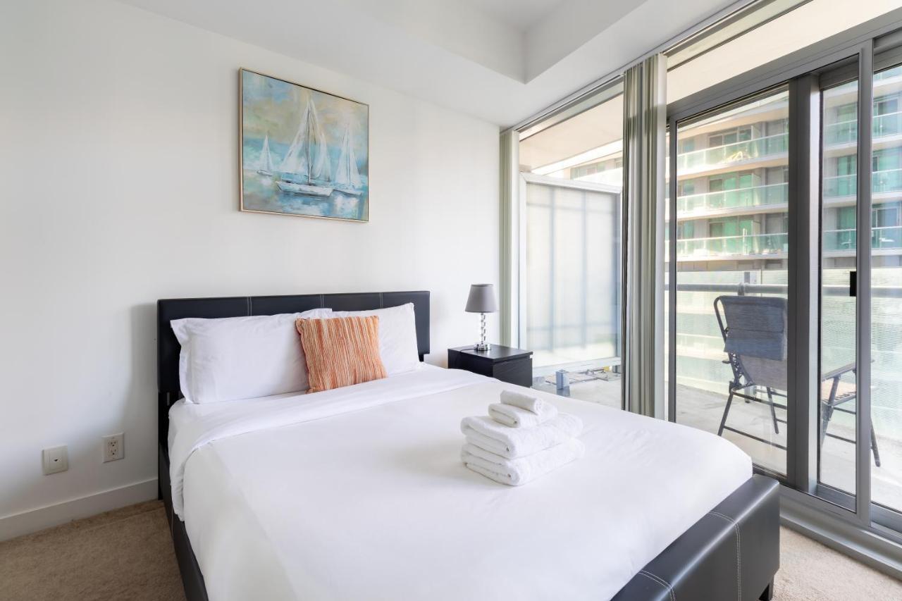 Exclusive Downtown 2Bed Suites Торонто Екстер'єр фото