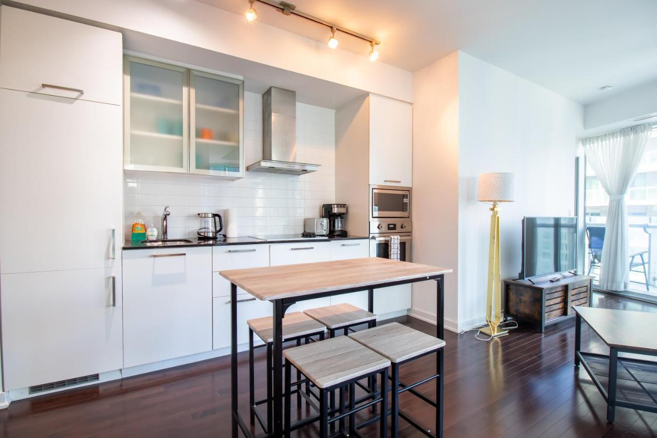 Exclusive Downtown 2Bed Suites Торонто Екстер'єр фото